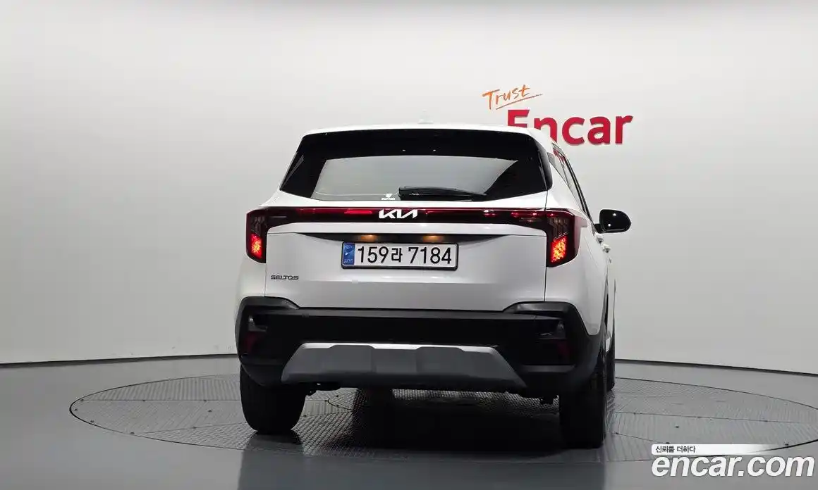 Kia Seltos 2024 1.6 гидро, фото 4