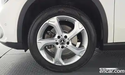 Mercedes-Benz GLA-Class 2018 2.0 гидро, миниатюра 4