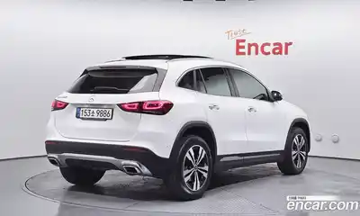 Mercedes-Benz GLA-Class 2021 2.0 гидро, миниатюра 2