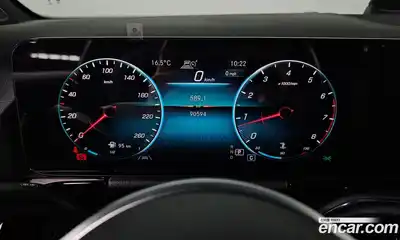 Mercedes-Benz GLA-Class 2021 2.0 гидро, миниатюра 8