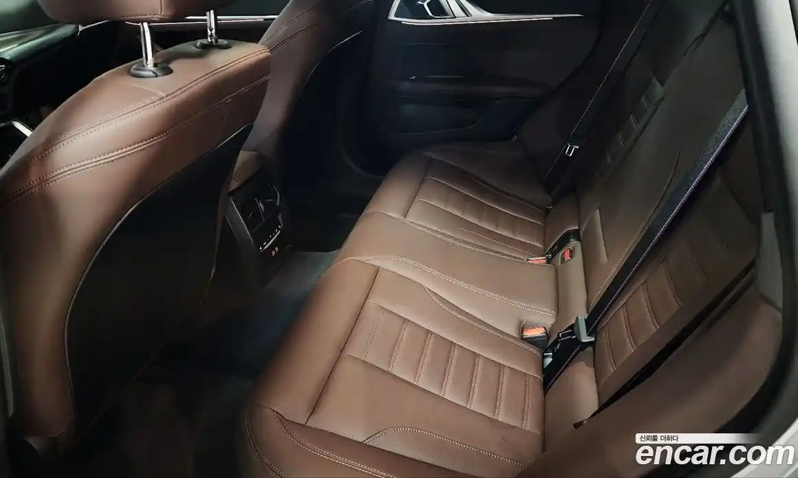 BMW 4-Series 2025 2.0 гидро, фото 11