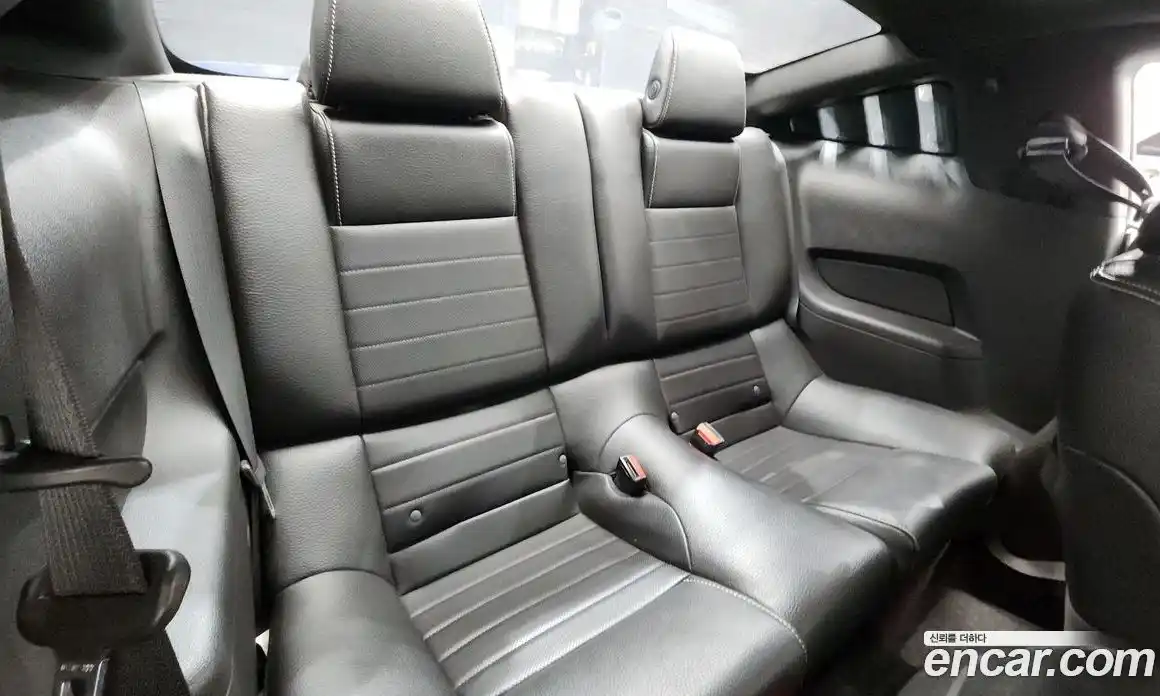 Ford Mustang 2011 3.7 автомат (гидро), фото 11