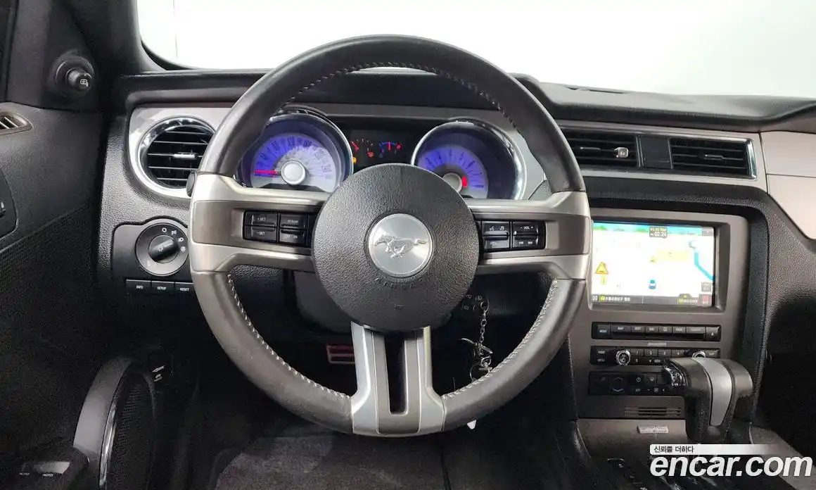Ford Mustang 2011 3.7 автомат (гидро), фото 14