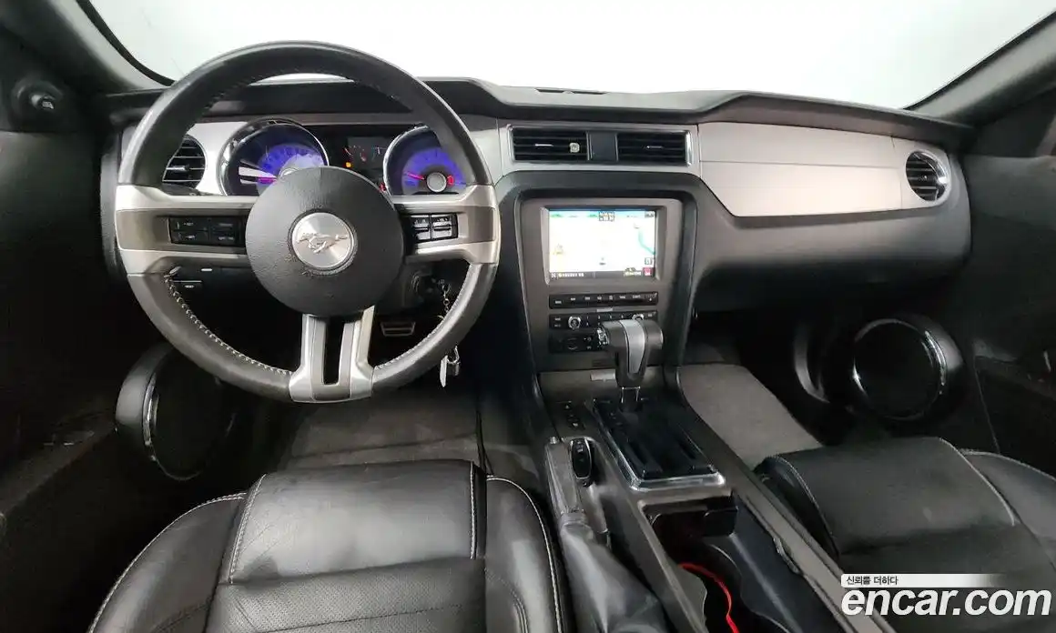 Ford Mustang 2011 3.7 автомат (гидро), фото 7
