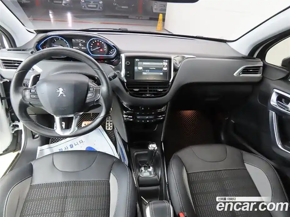Peugeot 2008 2015 1.6 автомат (гидро), фото 7
