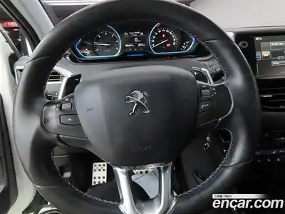 Peugeot 2008 2015 1.6 автомат (гидро), миниатюра 8