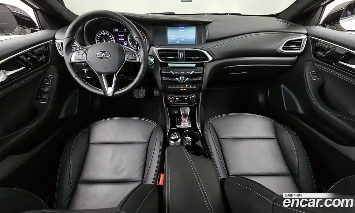 Infiniti Q30 2019 2.0 гидро, фото 7