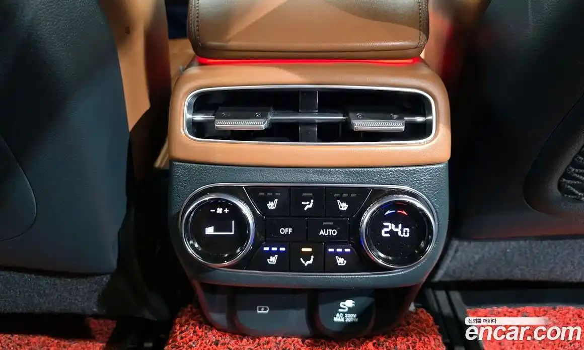 Genesis GV70 2021 2.2 гидро, фото 19