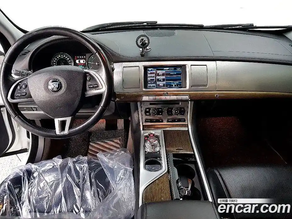 Jaguar XF 2014 2.2 гидро, фото 5