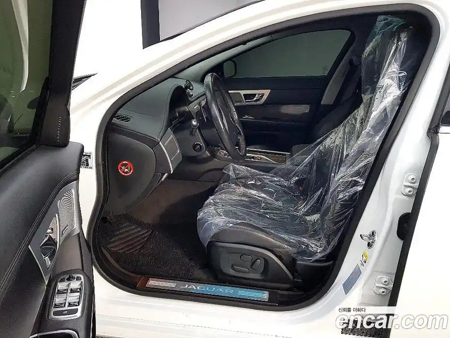 Jaguar XF 2014 2.2 гидро, фото 8