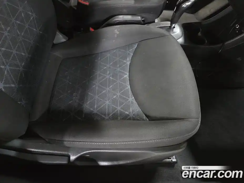 Chevrolet Spark 2020 1.0 автомат (гидро), фото 17