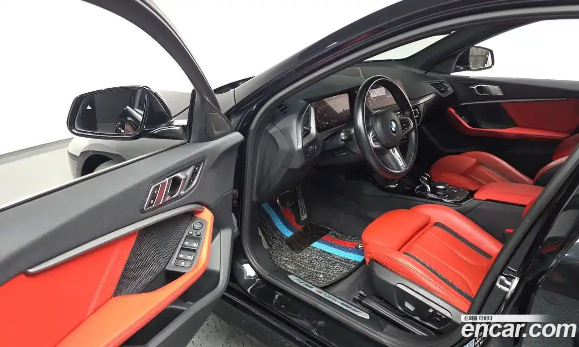 BMW 1 серия 2022 2.0 автомат (гидро), фото 11