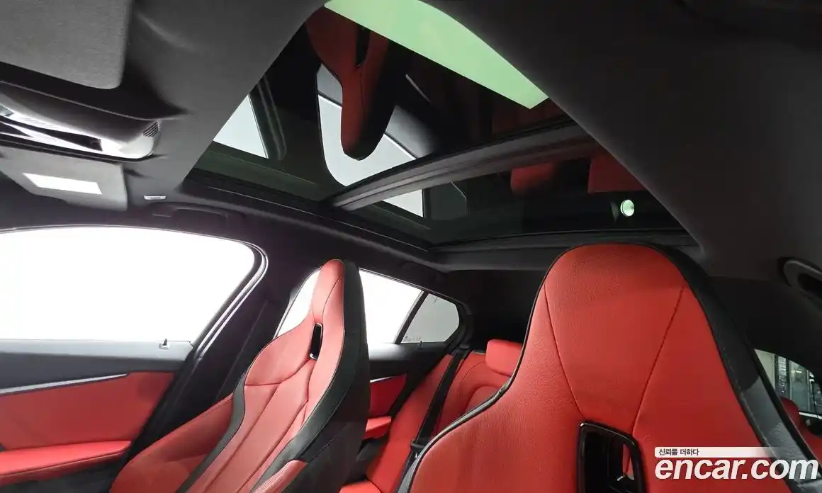 BMW 1 серия 2022 2.0 автомат (гидро), фото 18