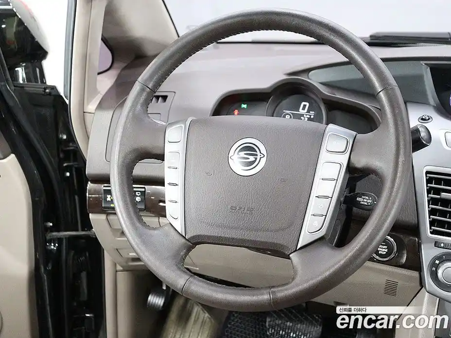 SsangYong Korando 2014 2.0 автомат (гидро), фото 15