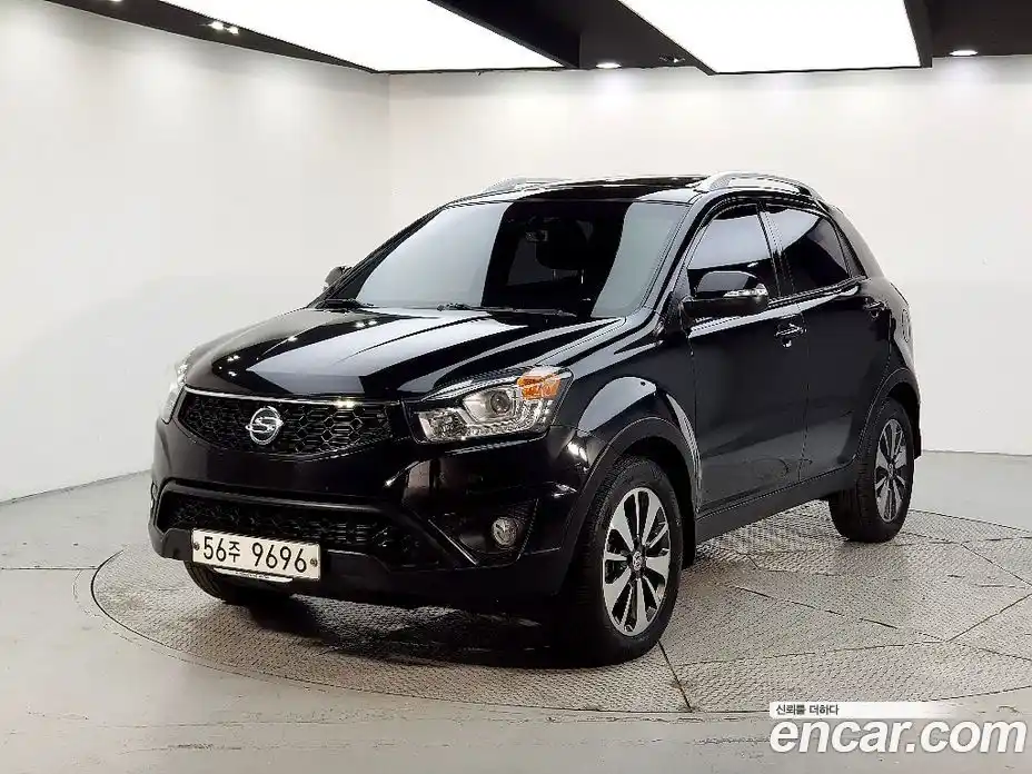 SsangYong Korando 2014 2.0 автомат (гидро), фото 1