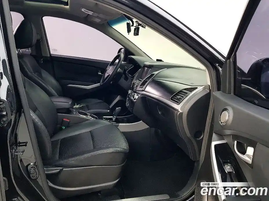 SsangYong Korando 2014 2.0 автомат (гидро), фото 15