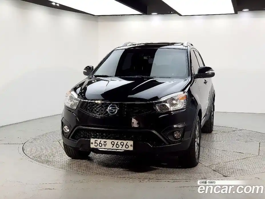 SsangYong Korando 2014 2.0 автомат (гидро), фото 2