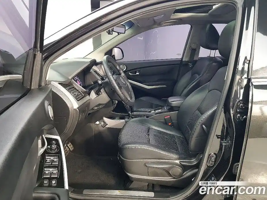 SsangYong Korando 2014 2.0 автомат (гидро), фото 7