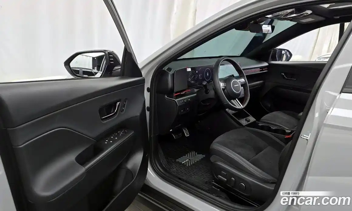 Hyundai Kona 2026 1.6 автомат (гидро), фото 13