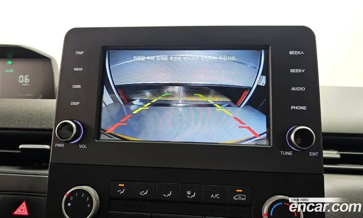 Hyundai Staria 2025 3.5 автомат (гидро), фото 21