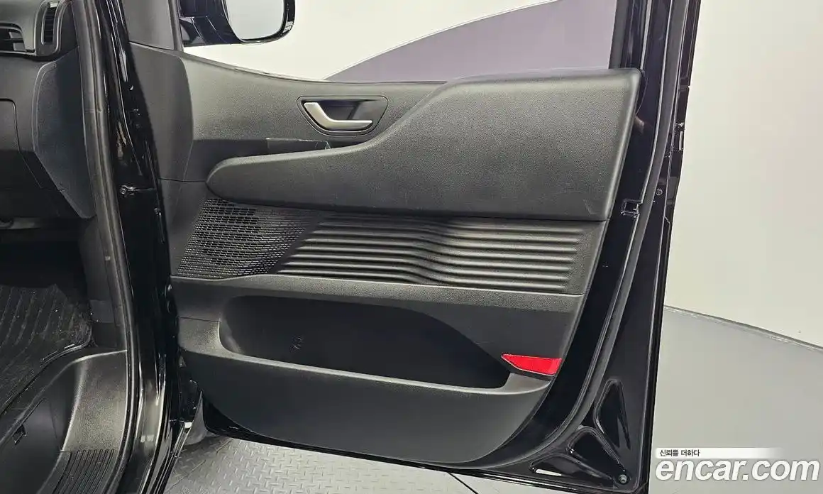 Hyundai Staria 2024 3.5 гидро, фото 15