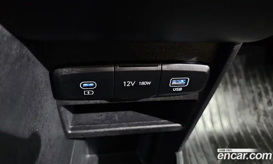 Hyundai Staria 2024 3.5 гидро, фото 22