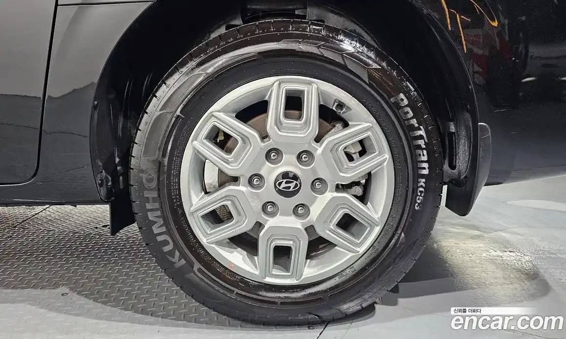 Hyundai Staria 2024 3.5 гидро, фото 7