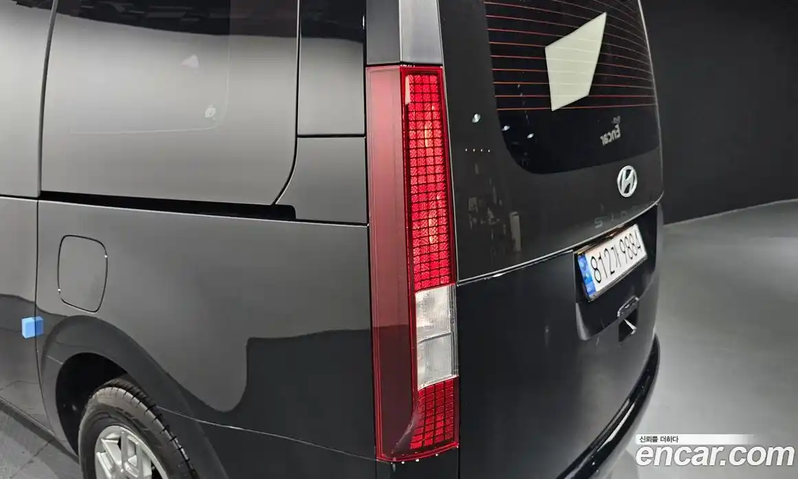 Hyundai Staria 2024 3.5 гидро, фото 9