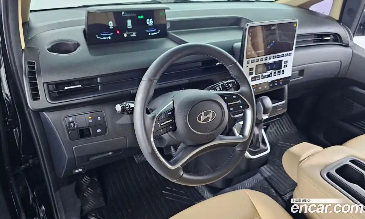 Hyundai Staria 2024 3.5 гидро, фото 10