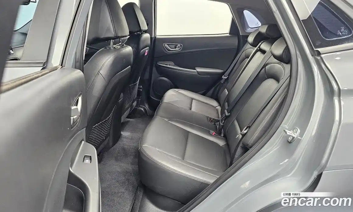 Hyundai Kona 2020 0.2 автомат (гидро), фото 17