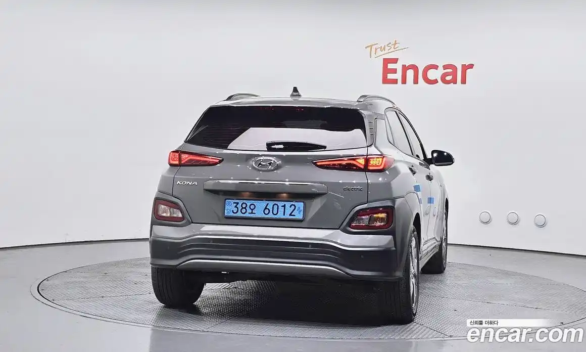 Hyundai Kona 2020 0.2 автомат (гидро), фото 4