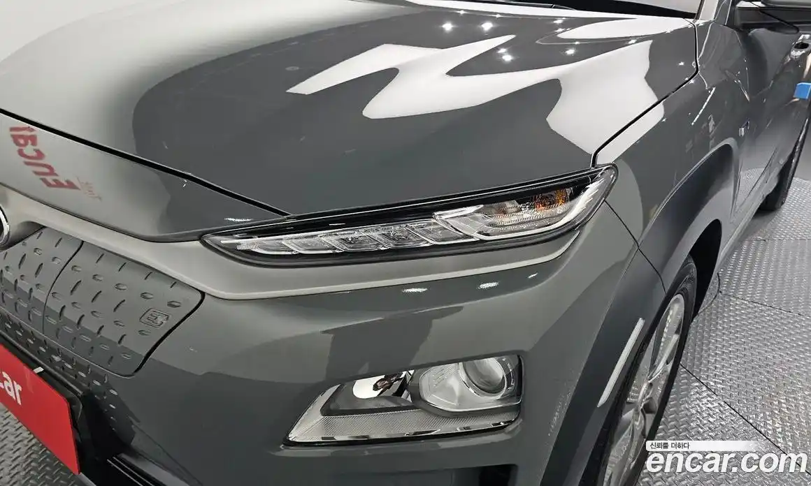 Hyundai Kona 2020 0.2 автомат (гидро), фото 8