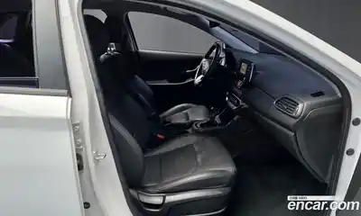 Hyundai i30 2018 1.4 автомат (гидро), миниатюра 11