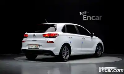Hyundai i30 2018 1.4 автомат (гидро), миниатюра 2