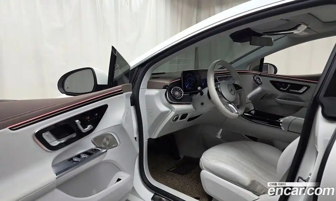 Mercedes-Benz EQE 2023 0.3 гидро, фото 13