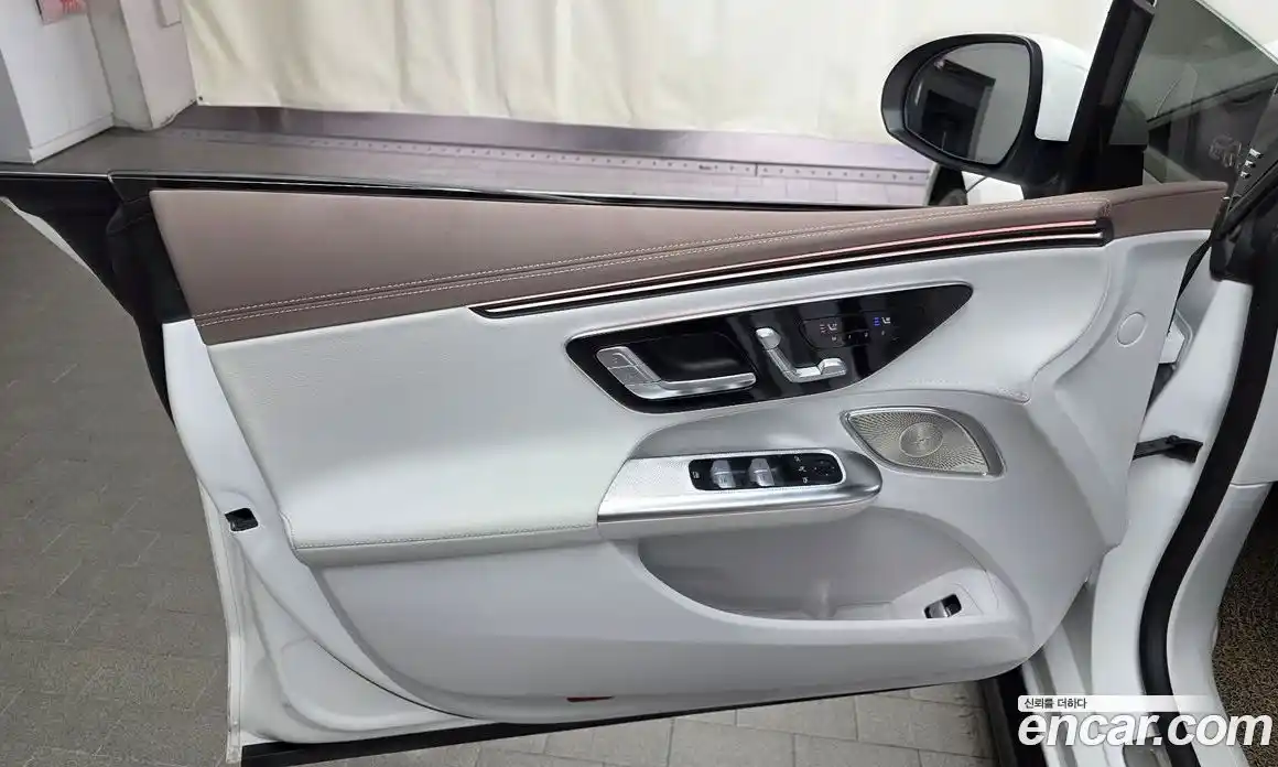 Mercedes-Benz EQE 2023 0.3 гидро, фото 14