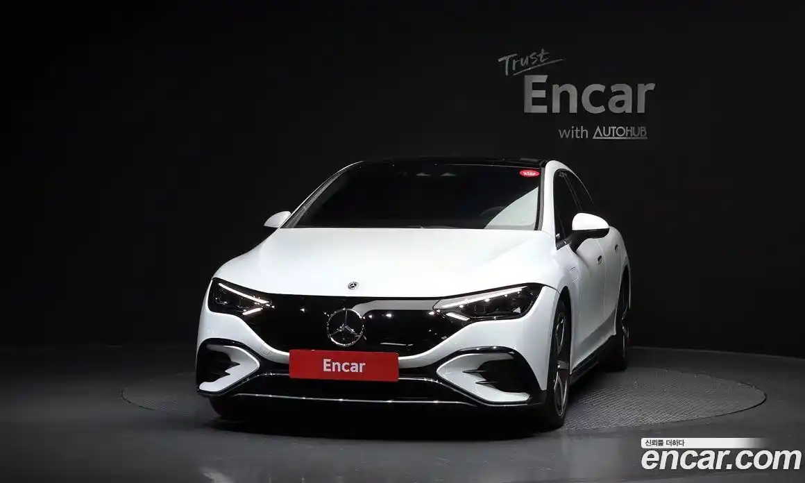 Mercedes-Benz EQE 2023 0.3 гидро, фото 3