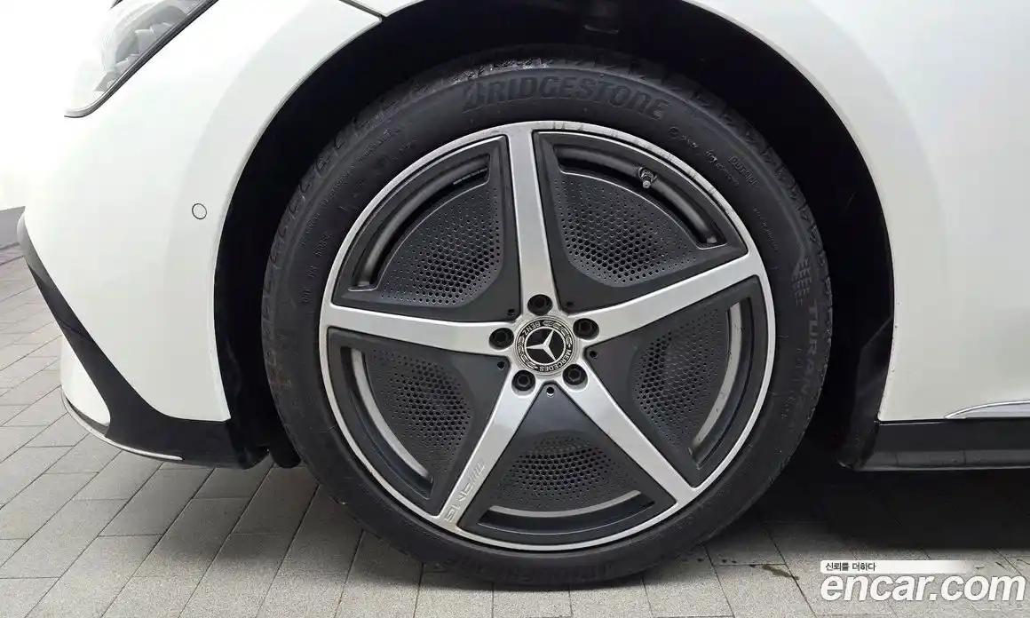 Mercedes-Benz EQE 2023 0.3 гидро, фото 5