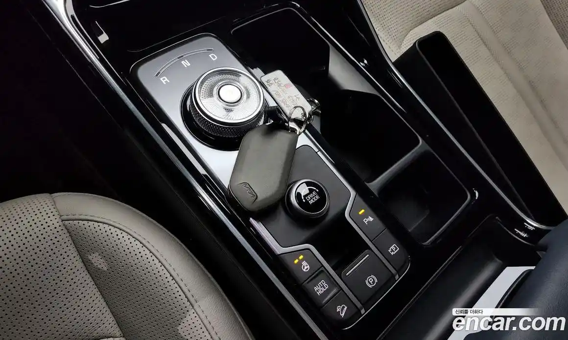 Kia Sorento 2023 1.6 автомат (гидро), фото 12