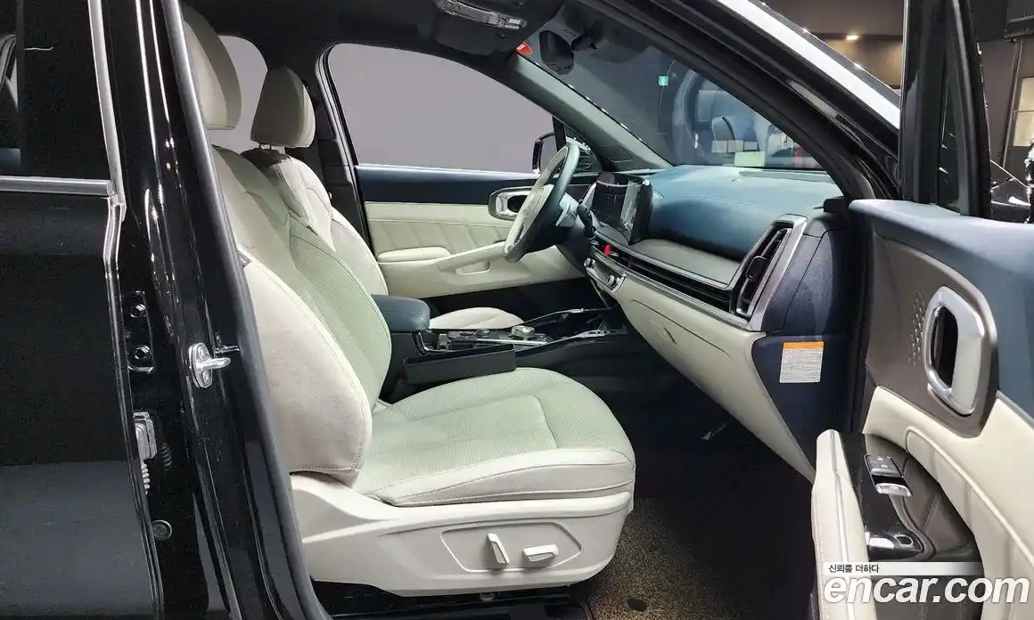 Kia Sorento 2023 1.6 автомат (гидро), фото 16
