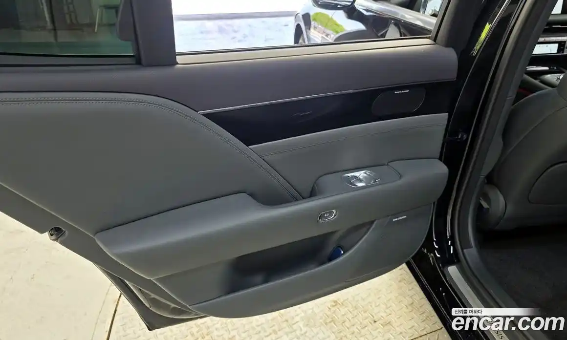 Genesis G90 2023 3.5 автомат (гидро), фото 15