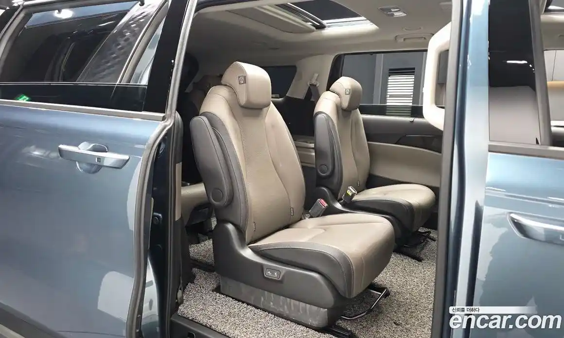 Kia Canival 2024 1.6 гидро, фото 18