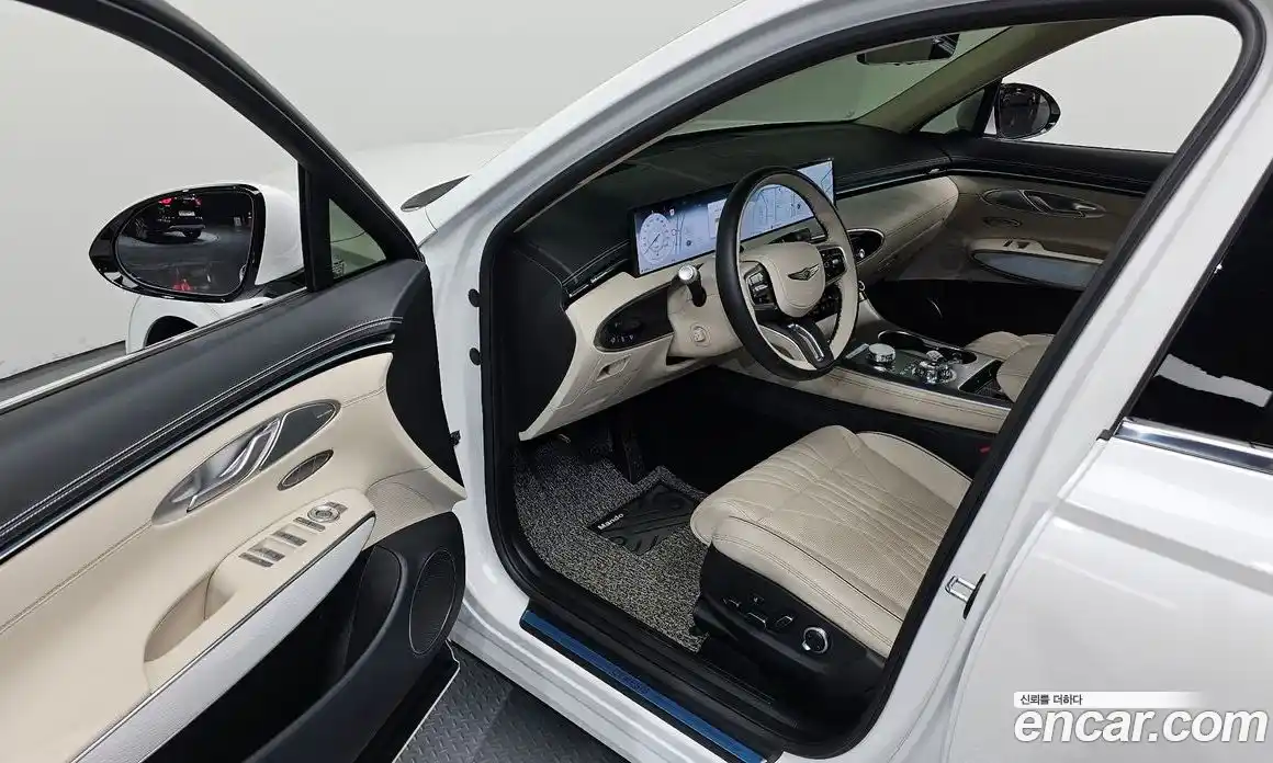 Genesis GV70 2024 2.5 гидро, фото 13