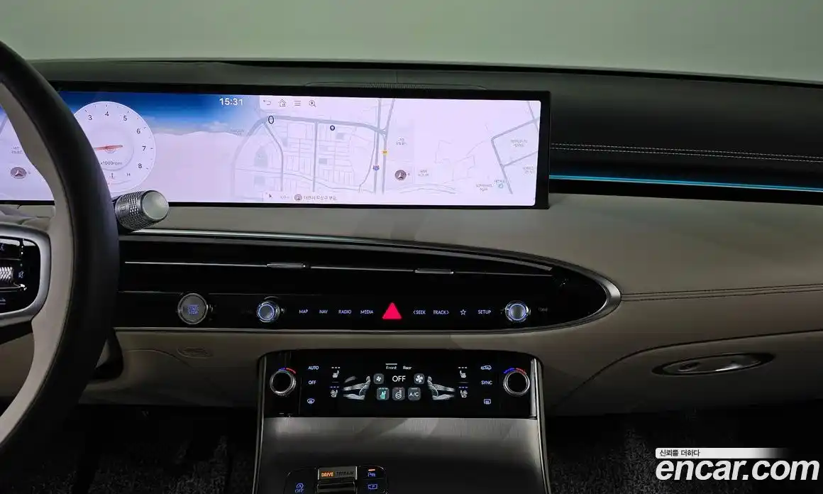 Genesis GV70 2024 2.5 гидро, фото 19