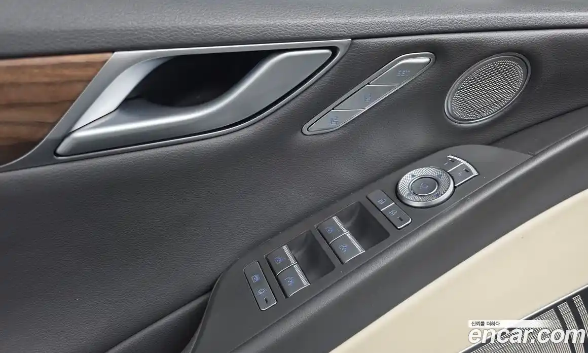 Genesis G80 2023 2.5 автомат (гидро), фото 19