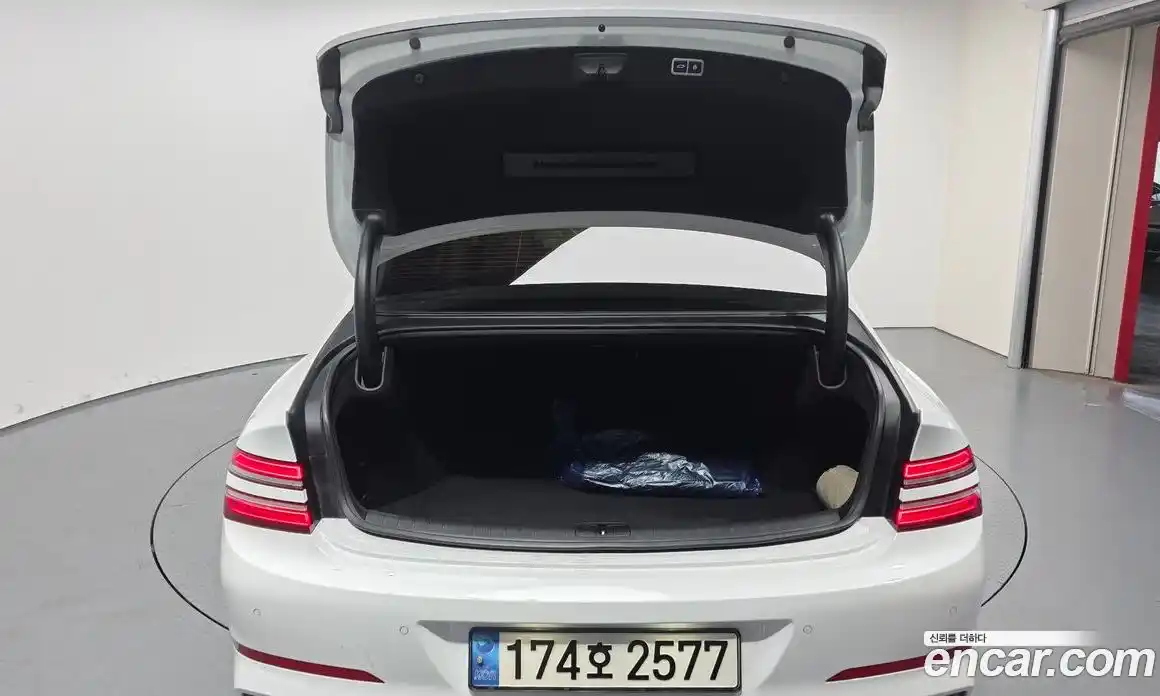 Genesis G80 2023 2.5 автомат (гидро), фото 26