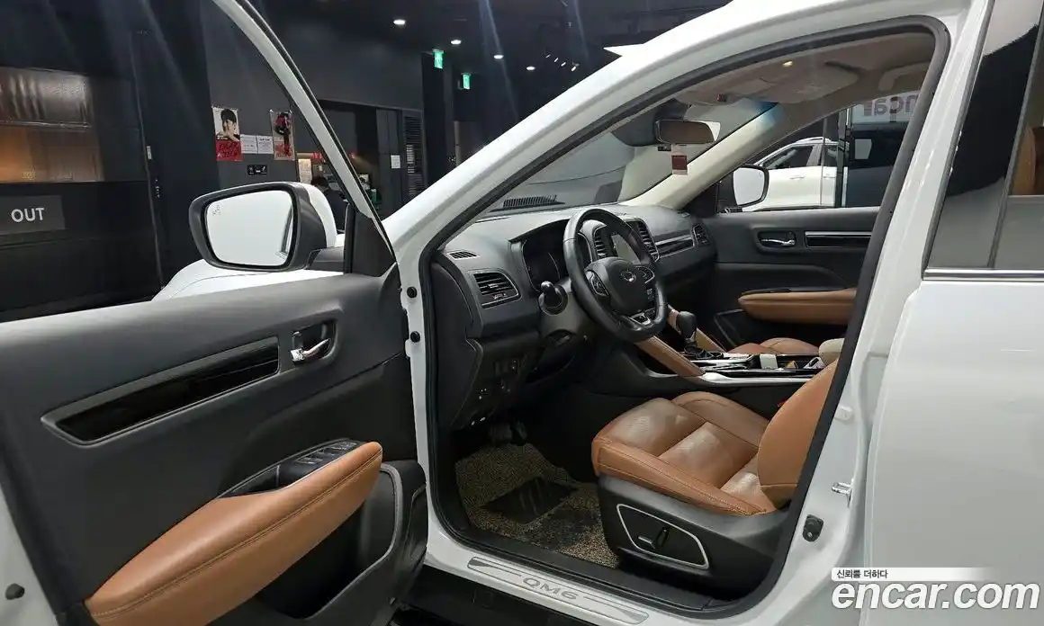 Renault QM6 2024 2.0 гидро, фото 13