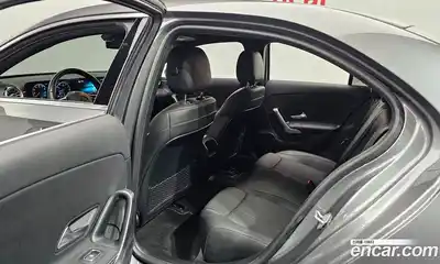 Mercedes-Benz A-Class 2021 2.0 гидро, миниатюра 11