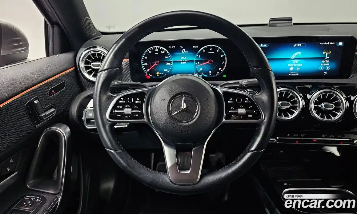 Mercedes-Benz A-Class 2021 2.0 гидро, фото 13