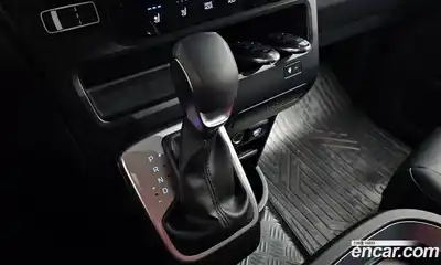Hyundai Staria 2024 2.2 гидро, миниатюра 11